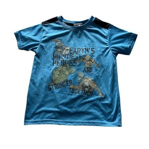 Marvel shirt, jersey. Captain America, IronMan, Thor and The Hulk. Avengers